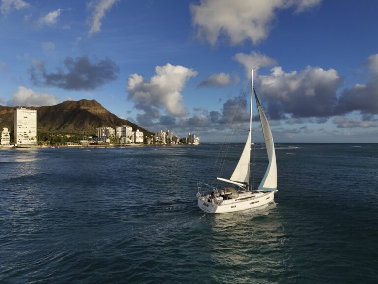 Sail Away in Hawaii